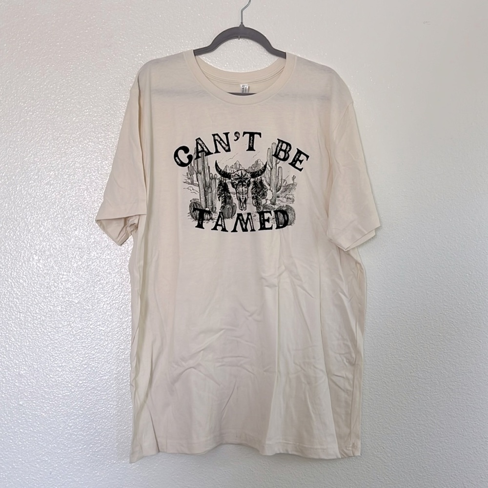 “Can’t Be Tamed” tee, size 2X